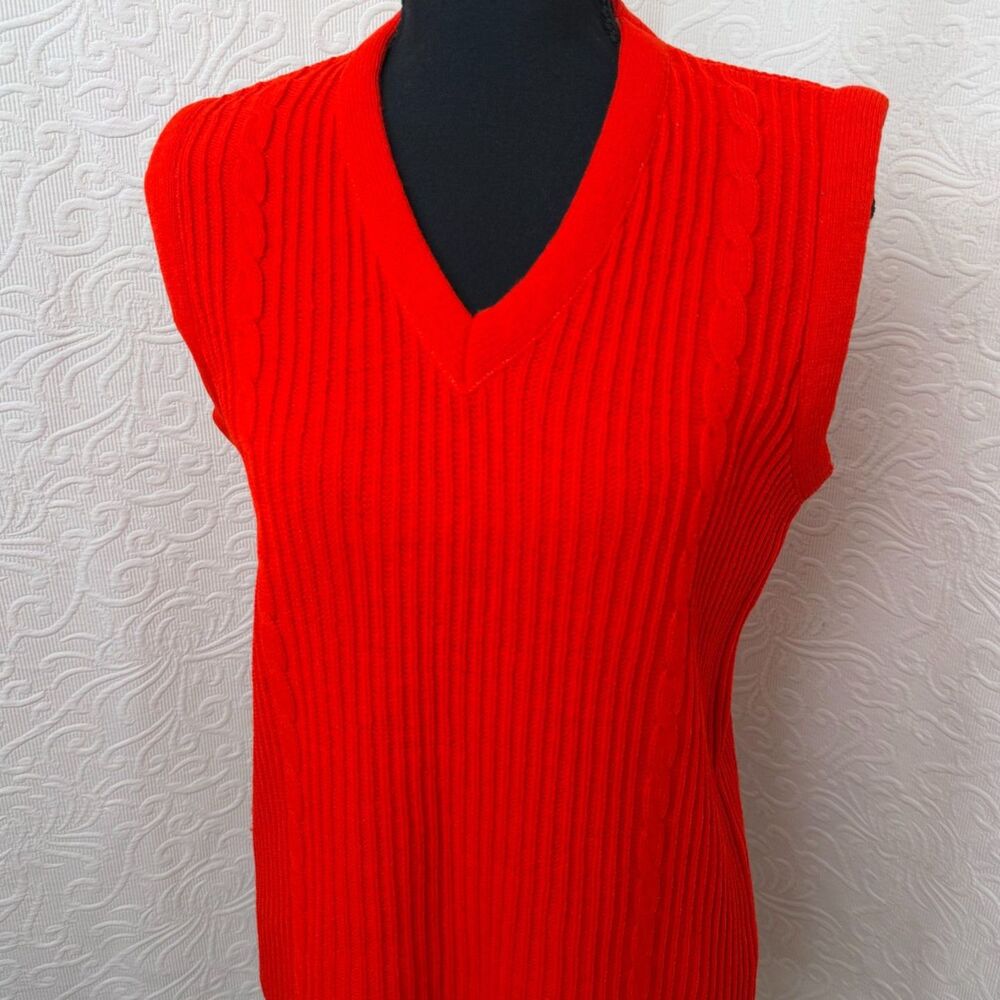 Vintage 70s Bobbie Brooks Red Ribbed V-Neck Sweater Vest Retro Mod USA